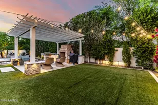 3904 E Carob Dr, Gilbert, AZ 85298 - Photo 48