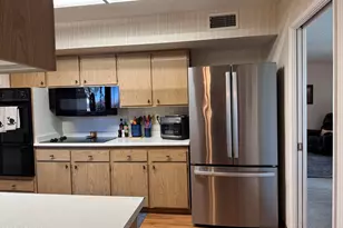 9457 N 110th Ave, Sun City, AZ 85351 - Photo 8