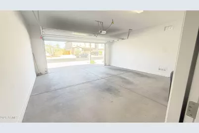 15689 W Woodlands Avenue, Goodyear, AZ 85338 - Photo 16