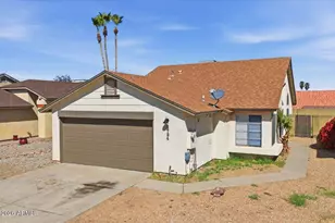 1734 E Darrel Rd, Phoenix, AZ 85042 - Photo 1