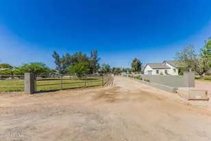 7040 N 177th Ave, Waddell, AZ 85355 - Photo 4