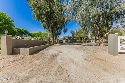 7040 N 177th Avenue, Waddell, AZ 85355 - Photo 2