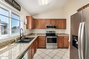 7033 W Brown St, Peoria, AZ 85345 - Photo 18