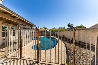 7033 W Brown Street, Peoria, AZ 85345 - Photo 8