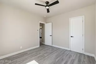 2239 N Edgemere St, Phoenix, AZ 85006 - Photo 28