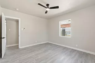 2239 N Edgemere St, Phoenix, AZ 85006 - Photo 18