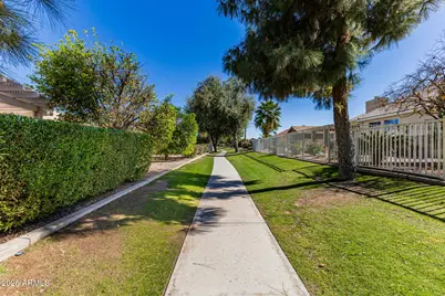 9417 E Cedar Waxwing Drive, Sun Lakes, AZ 85248 - Photo 30