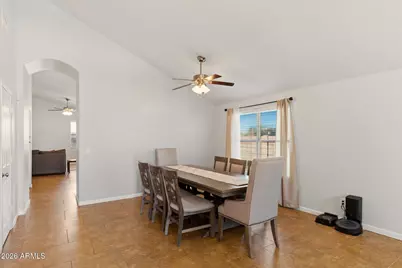 4501 E Melinda Lane, Phoenix, AZ 85050 - Photo 4