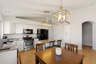 4501 E Melinda Lane, Phoenix, AZ 85050 - Photo 6