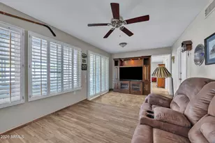 10232 W Sutters Gold Ln, Sun City, AZ 85351 - Photo 12