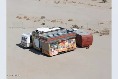 1055 W Kuehn Street, Quartzsite, AZ 85346 - Photo 12