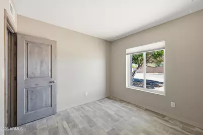 4650 S Parkside Drive, Tempe, AZ 85282 - Photo 16