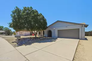 4650 S Parkside Dr, Tempe, AZ 85282 - Photo 2
