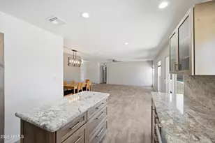 4650 S Parkside Dr, Tempe, AZ 85282 - Photo 12