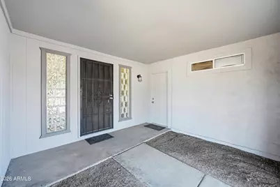 4650 S Parkside Drive, Tempe, AZ 85282 - Photo 4