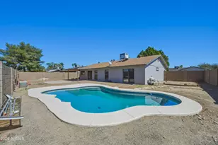 4650 S Parkside Dr, Tempe, AZ 85282 - Photo 26