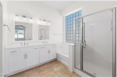 6586 W Oraibi Drive, Glendale, AZ 85308 - Photo 18
