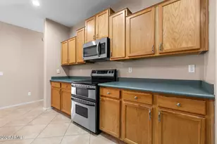 12515 S 176th Ave, Goodyear, AZ 85338 - Photo 14