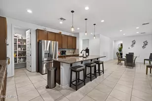 7528 West Odeum Ln, Phoenix, AZ 85043 - Photo 12