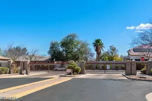 2624 W Summerside Rd, Phoenix, AZ 85041 - Photo 30