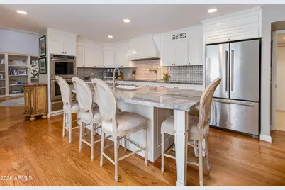 2737 E Arizona Biltmore Circle #2, Phoenix, AZ 85016 - Photo 1