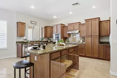 2419 N 141st Lane, Goodyear, AZ 85395 - Photo 4