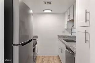 3033 E Devonshire Ave, Phoenix, AZ 85016 - Photo 6