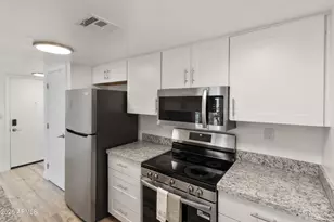 3033 E Devonshire Ave, Phoenix, AZ 85016 - Photo 2