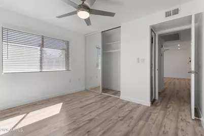 3033 E Devonshire Avenue #2033, Phoenix, AZ 85016 - Photo 16