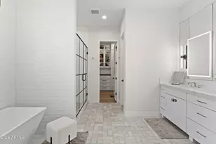 8409 N Diller Grove Ln, Phoenix, AZ 85021 - Photo 20