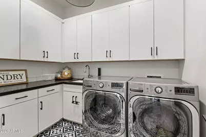 8409 N Diller Grove Lane, Phoenix, AZ 85021 - Photo 36