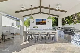 8409 N Diller Grove Ln, Phoenix, AZ 85021 - Photo 2