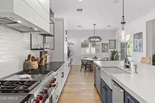 8409 N Diller Grove Ln, Phoenix, AZ 85021 - Photo 14