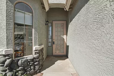 1550 W Saint Kateri Drive, Phoenix, AZ 85041 - Photo 4