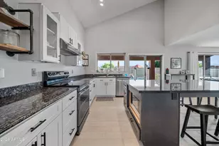 1725 W Muirwood Dr, Phoenix, AZ 85045 - Photo 6