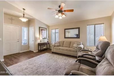 2643 E Desert Wind Drive, Casa Grande, AZ 85194 - Photo 6