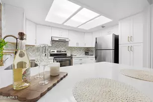 4303 E Cactus Rd, Phoenix, AZ 85032 - Photo 10