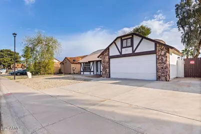 5645 W Mescal Street, Glendale, AZ 85304 - Photo 4
