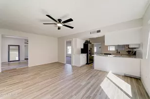 5132 W Corrine Dr, Glendale, AZ 85304 - Photo 8