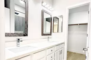 15677 N 29th St, Phoenix, AZ 85032 - Photo 12