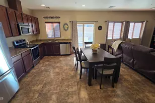 8789 W Pershing Ave, Peoria, AZ 85381 - Photo 10