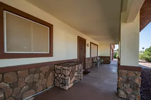 637 S Copper Dr, Apache Junction, AZ 85120 - Photo 6