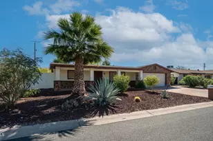 637 S Copper Dr, Apache Junction, AZ 85120 - Photo 4