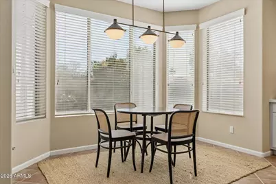 289 E Horseshoe Avenue, Gilbert, AZ 85296 - Photo 6