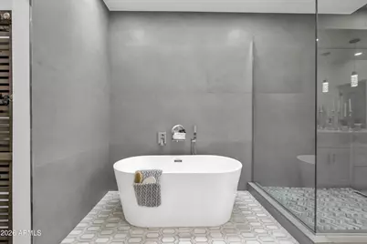 8100 E Camelback Road #7, Scottsdale, AZ 85251 - Photo 30