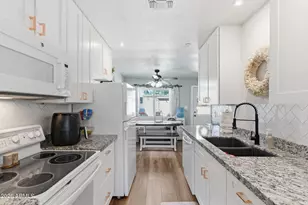 225 N Standage St, Mesa, AZ 85201 - Photo 6