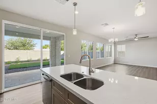 6544 N 15th Dr, Phoenix, AZ 85015 - Photo 10