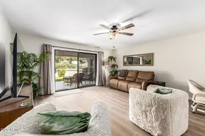 9424 W McRae Way, Peoria, AZ 85382 - Photo 4