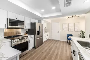 9424 W McRae Way, Peoria, AZ 85382 - Photo 12