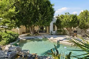 10041 N 52nd Pl, Paradise Valley, AZ 85253 - Photo 40